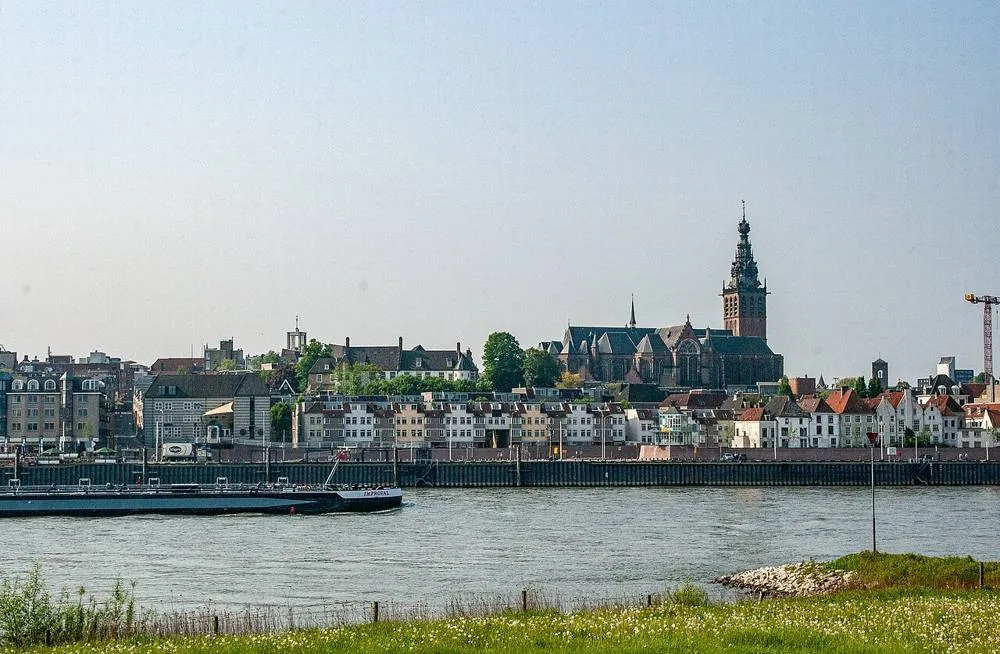 Nijmegen: 2009-05-01 in Nijmegen 01