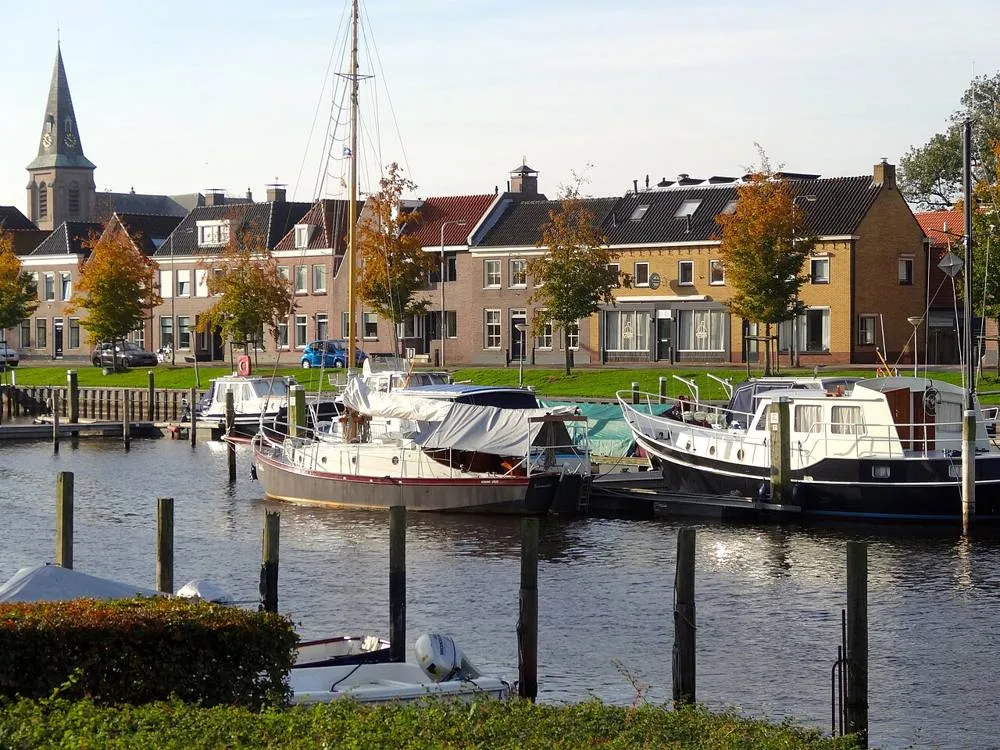 Genemuiden: 20131022 Binnenhaven Genemuiden3